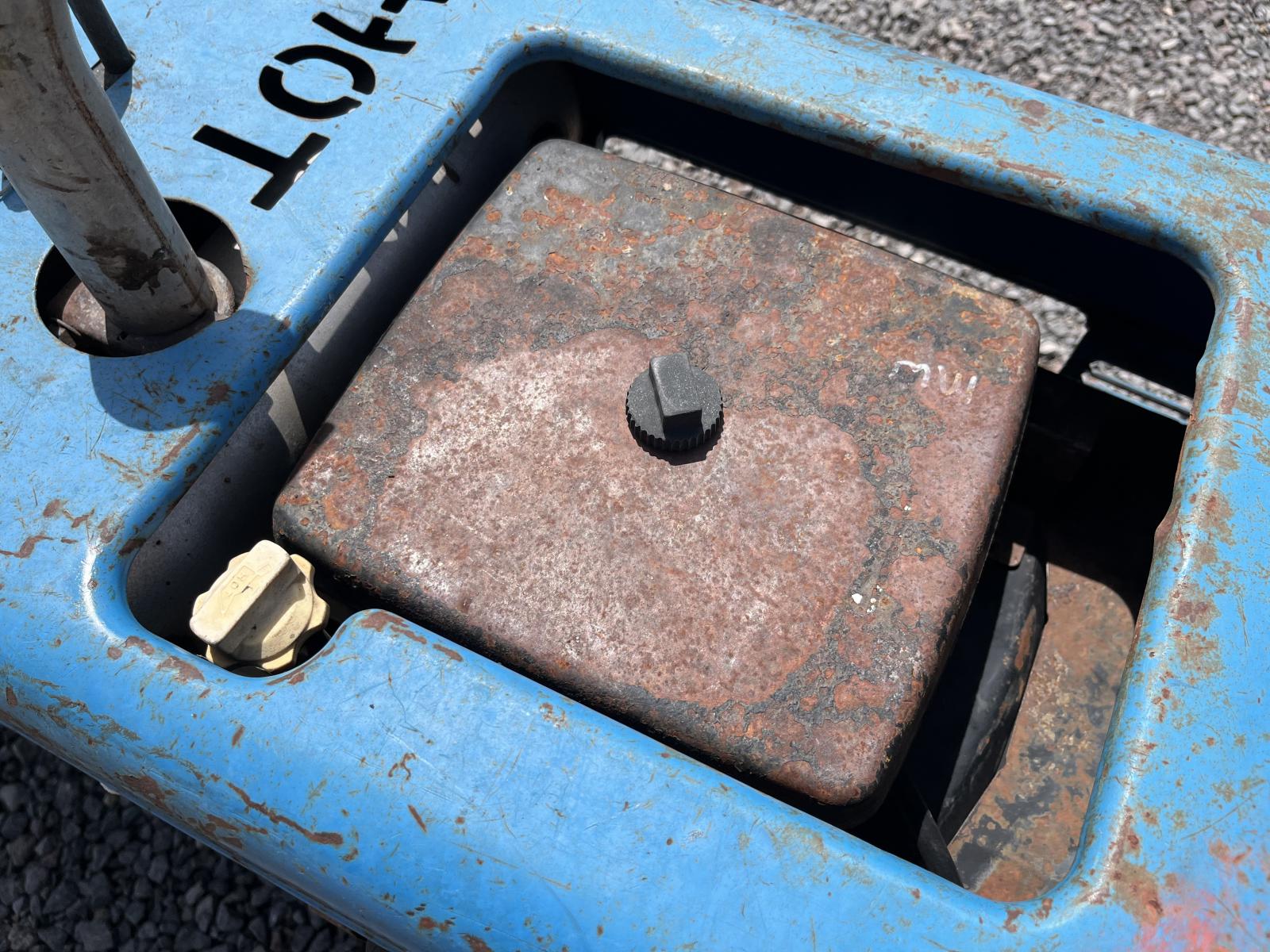 ./imagenes/INVOICE/2019/18158/MILLER BOBCAT 225 (8).JPG